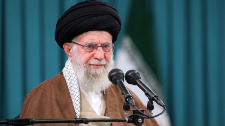 Ayatollah Ali Khamenei Tewas dalam Serangan AS-Israel di Teheran
