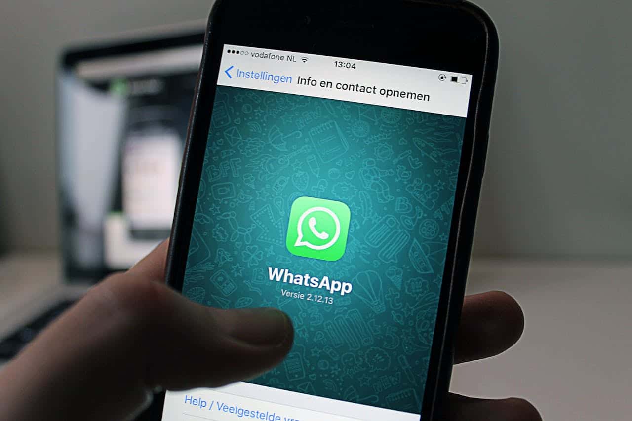 Meta digugat terkait dugaan pelanggaran privasi dan akses obrolan WhatsApp