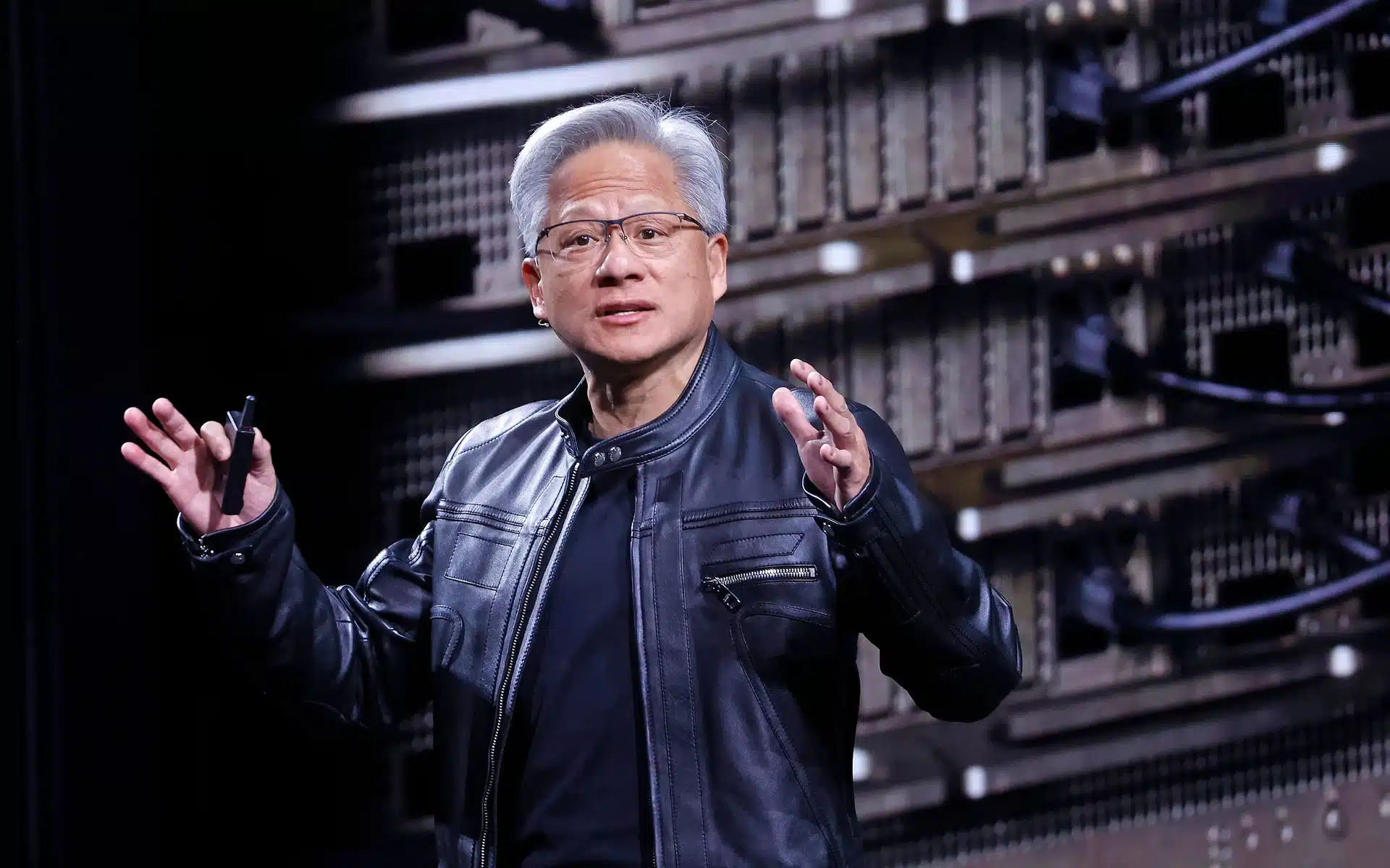 Jensen Huang Isyaratkan Berakhirnya Investasi Besar Nvidia di OpenAI dan Anthropic